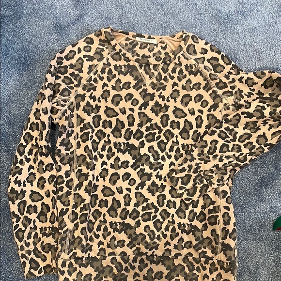 Leopard Print Long Sleeve Top - Picture 1 of 3